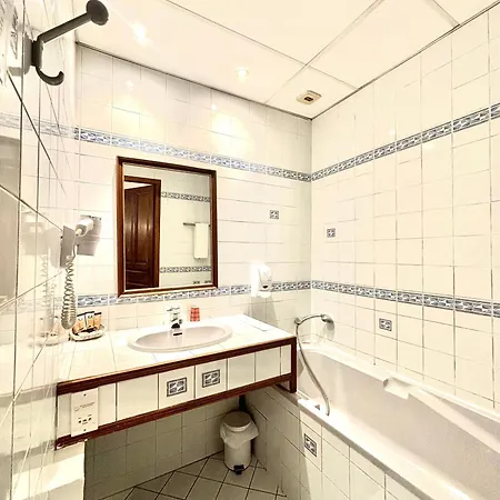 Otel Albert 1er 3*