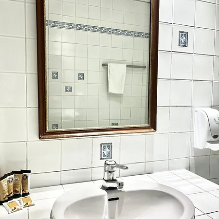Otel Albert 1er 3*