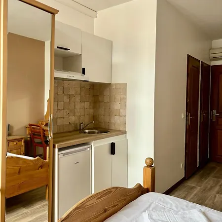 Albert 1er Otel
